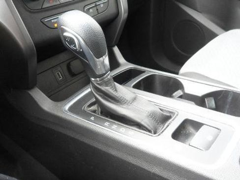 Used 2018 Ford Escape SE image 30