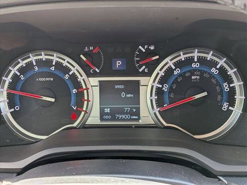 Used 2018 Toyota 4Runner SR5 image 12