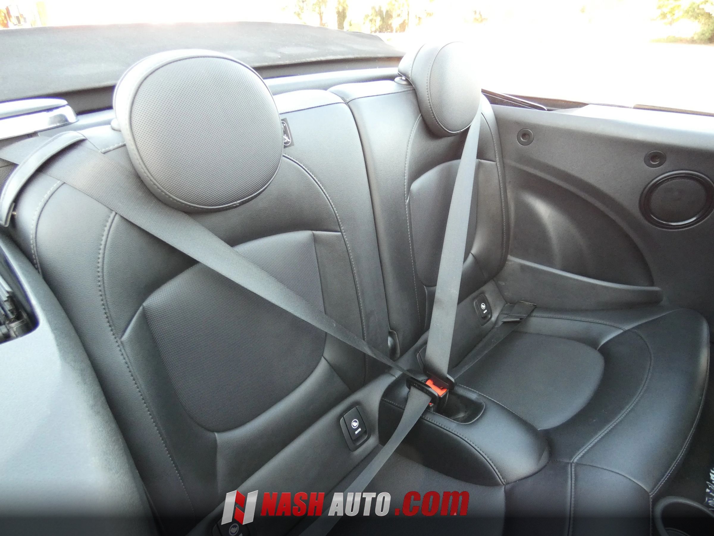 Used 2019 MINI Cooper Convertible FWD image 32