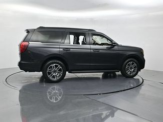 Certified 2025 Ford Expedition Active AWD/4WD video 2