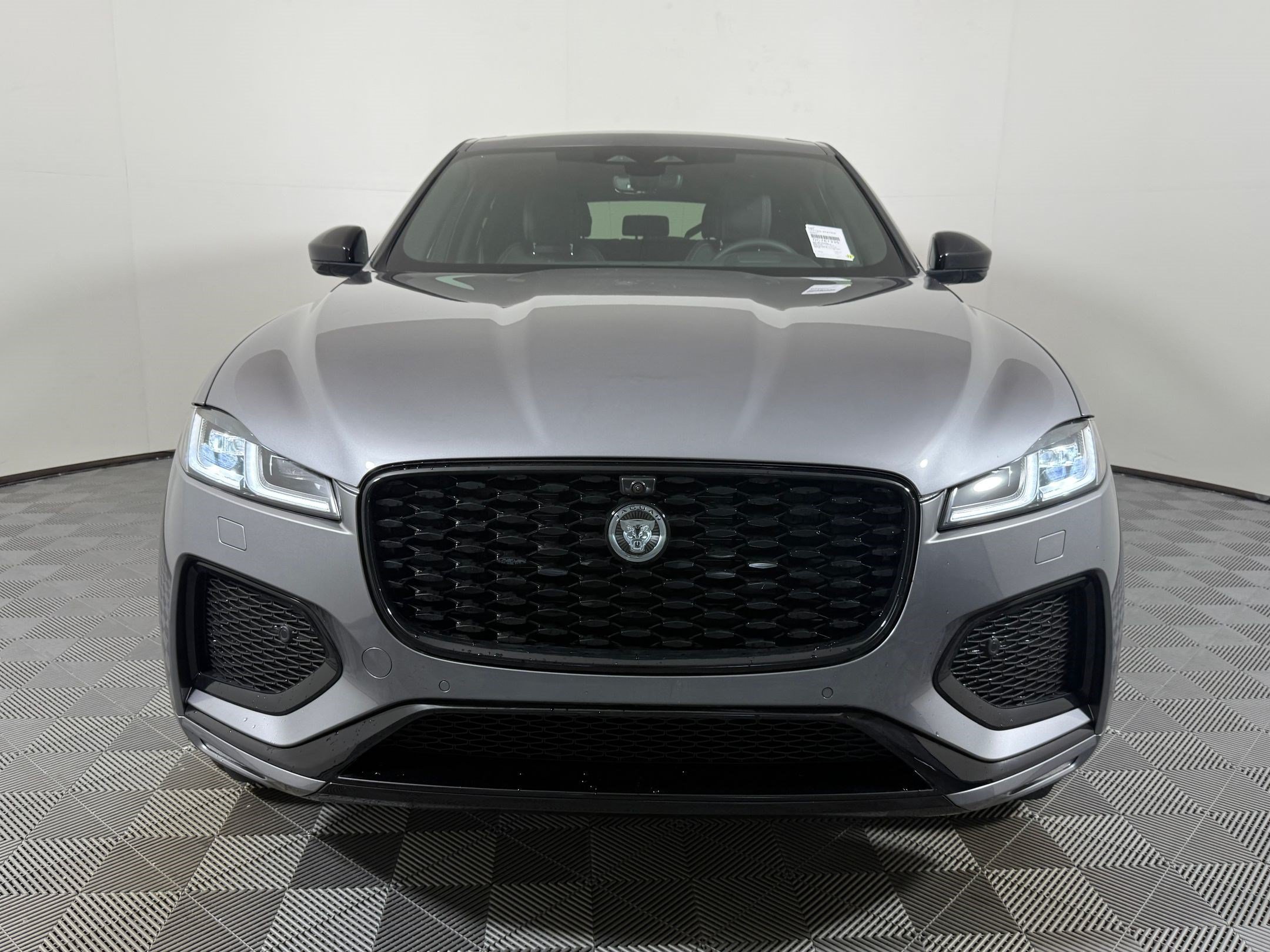 New 2026 Jaguar F-PACE R-Dynamic S AWD/4WD image 6