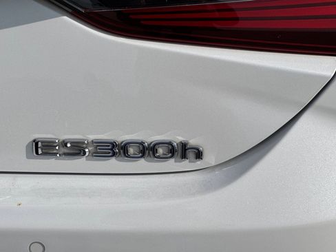 Used 2019 Lexus ES 300h image 22