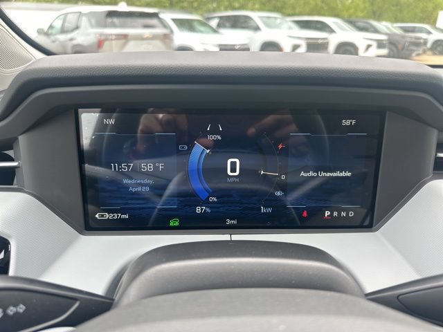 New 2027 Chevrolet Bolt LT w/ Comfort Package FWD image 18