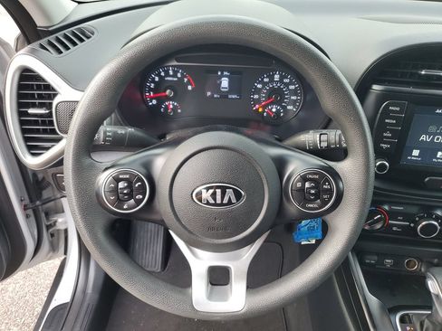 Used 2021 Kia Soul LX FWD image 18