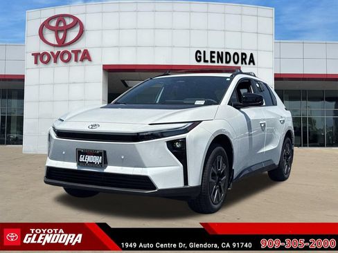 New 2026 Toyota bZ FWD image 4