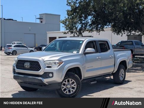 Used 2019 Toyota Tacoma SR5 RWD image 1