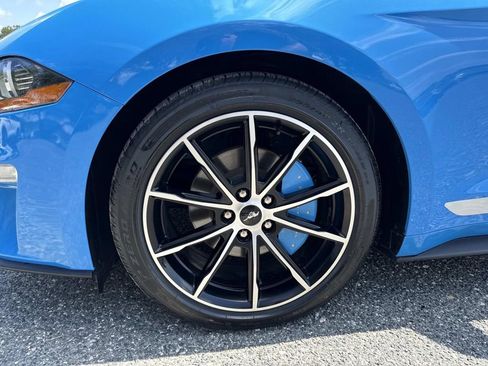 Used 2022 Ford Mustang Premium w/ Equipment Group 201A image 10