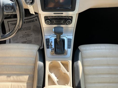 Used 2010 Volkswagen CC VR6 Sport image 19