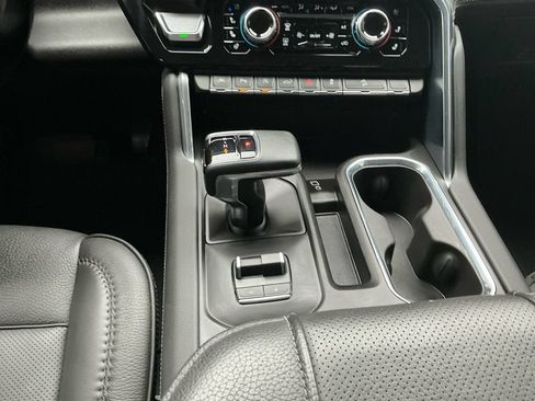 Used 2026 GMC Sierra 1500 Denali w/ Technology Package AWD/4WD image 13