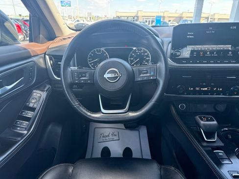 Used 2023 Nissan Rogue SL w/ SL Premium Package FWD image 25