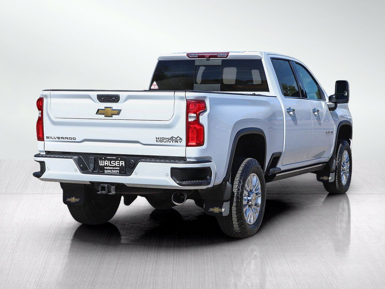 Used 2022 Chevrolet Silverado 2500 High Country w/ Safety Package II AWD/4WD image 5