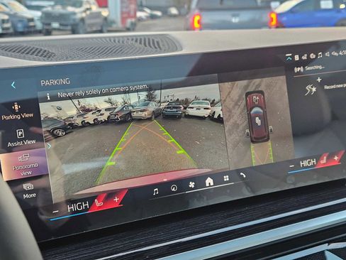 Used 2026 BMW X5 xDrive40i w/ Executive Package image 28