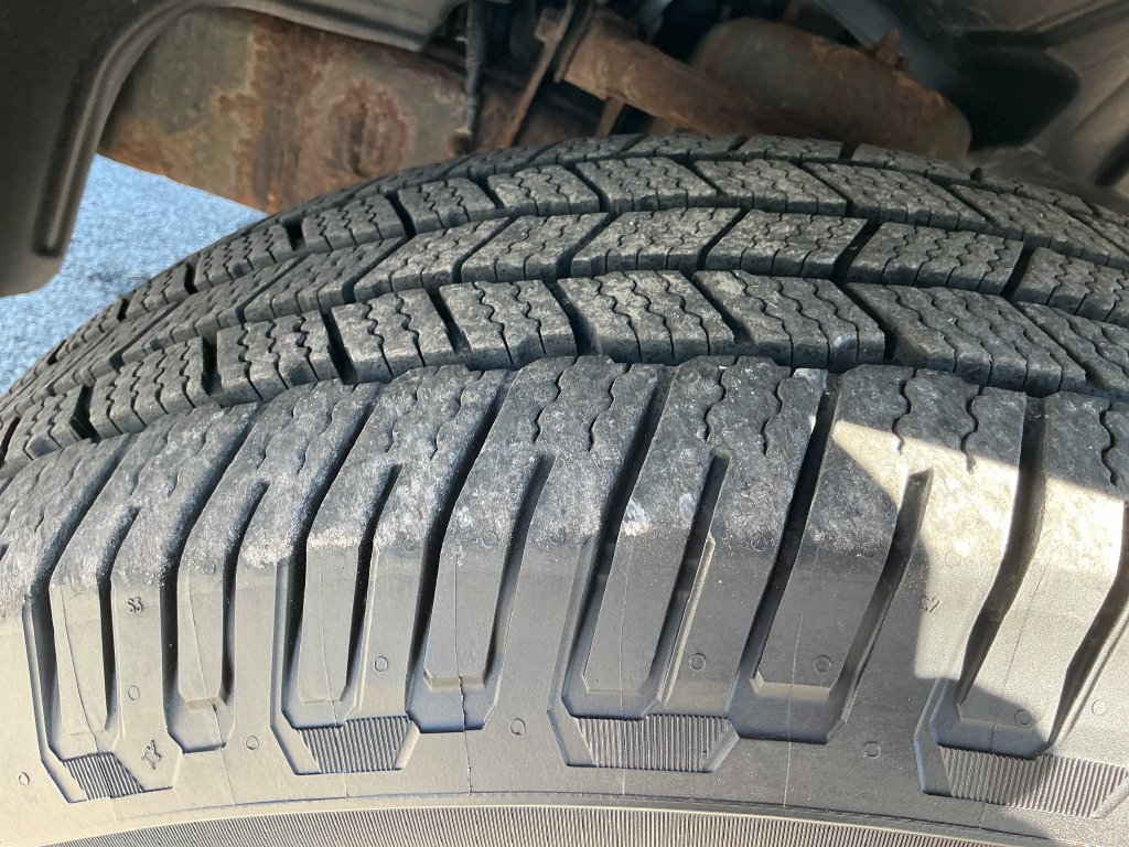 Used 2011 RAM 1500 Classic SLT w/ Remote Start & Security Group AWD/4WD image 24