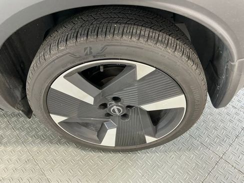 Used 2025 Nissan Kicks SR image 30