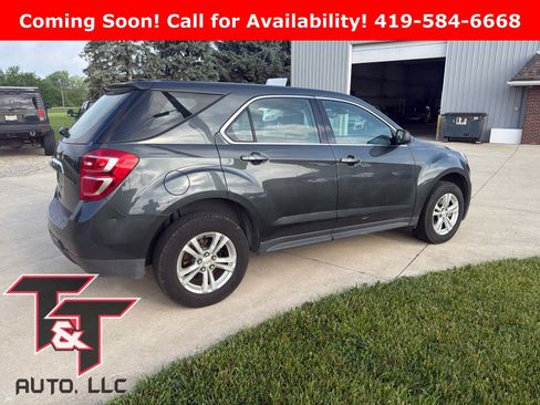 Used 2017 Chevrolet Equinox LS FWD image 2