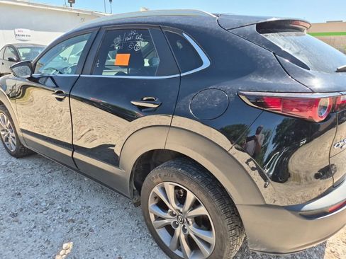 Used 2025 MAZDA CX-30 AWD 2.5 S w/ Preferred Package image 2