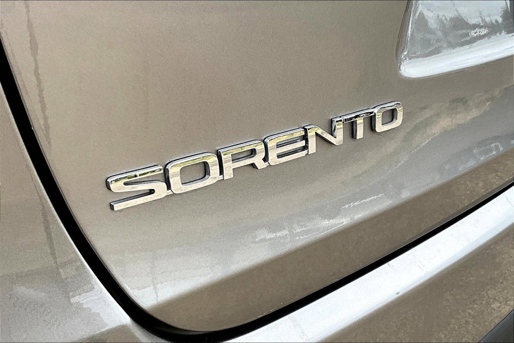 Used 2018 Kia Sorento L FWD image 33