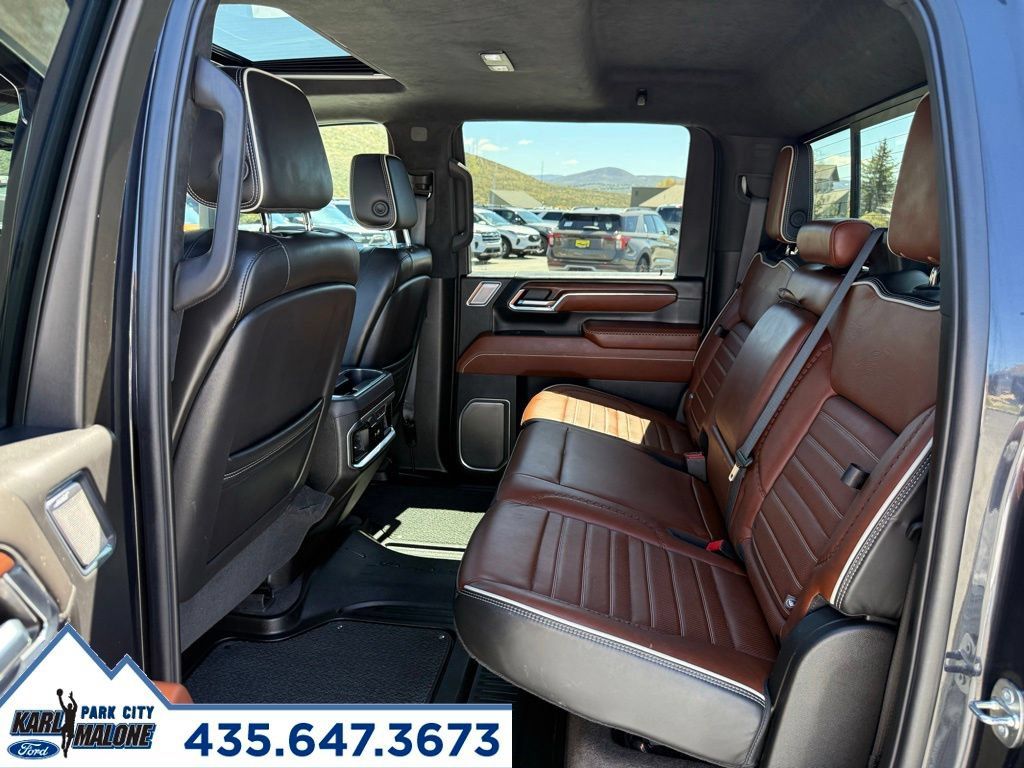 Used 2024 GMC Sierra 3500 Denali Ultimate AWD/4WD image 29