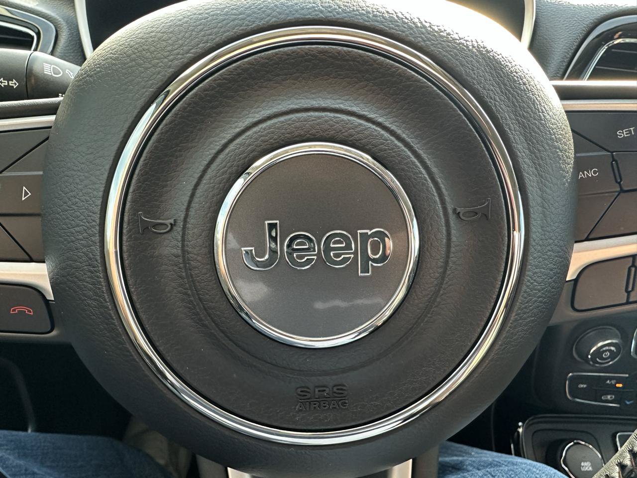 Used 2019 Jeep Compass Limited w/ Safety & Security Group AWD/4WD image 10
