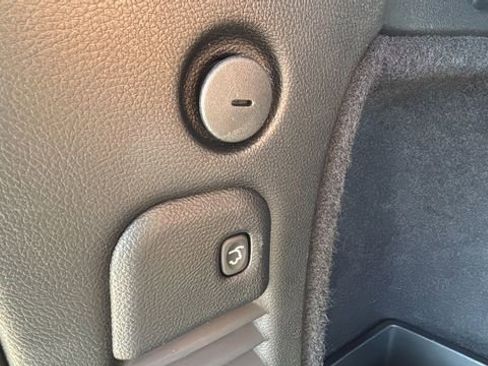 Used 2024 Dodge Durango GT image 38