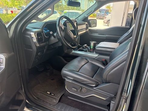 Used 2021 Ford F150 Lariat image 3