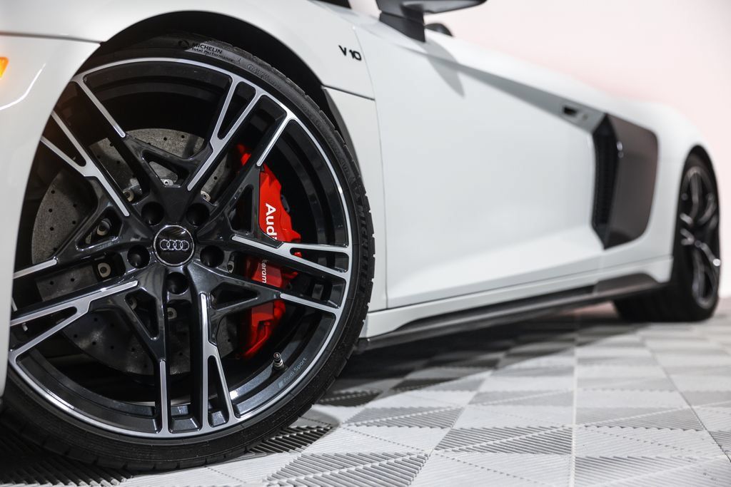 Used 2020 Audi R8 V10 performance AWD/4WD image 11