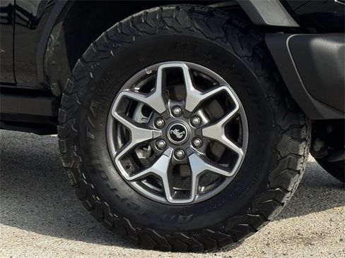 Used 2025 Ford Bronco Badlands image 33