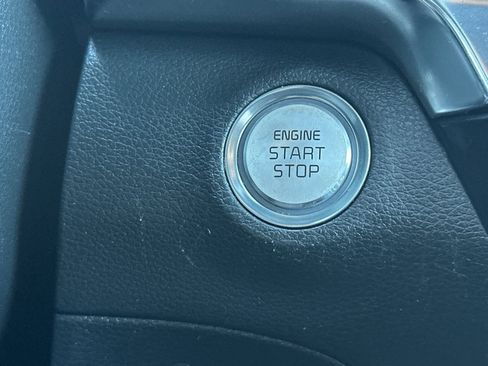 Used 2022 Kia Telluride EX w/ EX Premium Package image 23