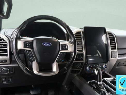 Used 2018 Ford F150 Platinum w/ Equipment Group 701A Luxury image 8