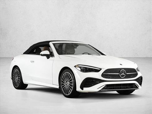 Used 2024 Mercedes-Benz CLE 300 4MATIC Cabriolet image 3