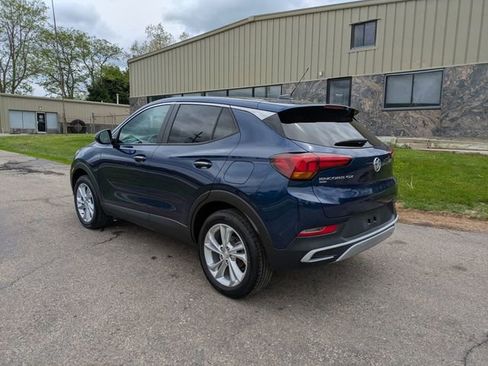 Used 2023 Buick Encore GX Preferred w/ Cold Weather Comfort Package AWD/4WD image 3