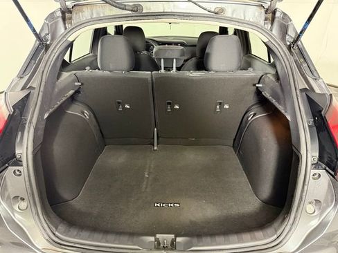 Used 2023 Nissan Kicks SR image 18