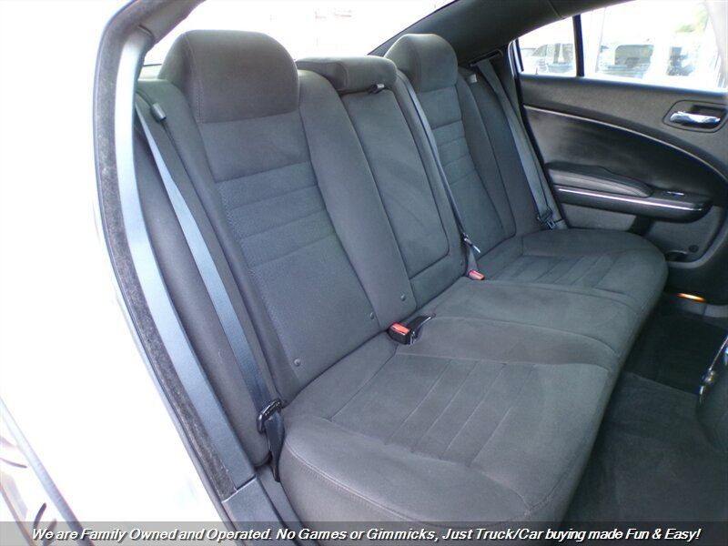 Used 2014 Dodge Charger SXT RWD image 22
