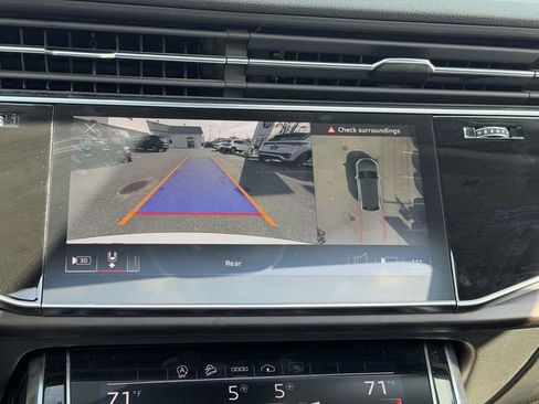 Used 2023 Audi Q8 Premium Plus w/ Premium Plus Package image 23