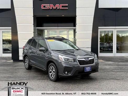 Used 2021 Subaru Forester Premium AWD/4WD image 1