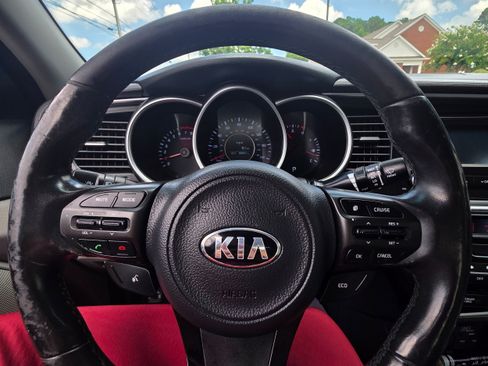 Used 2015 Kia Optima EX w/ EX Premium Package FWD image 9
