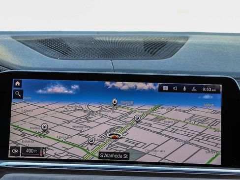 Used 2023 BMW X6 xDrive40i w/ Climate Comfort Package image 17