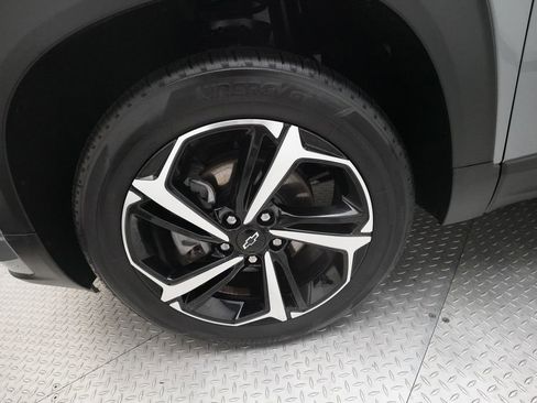 Used 2023 Chevrolet TrailBlazer RS w/ Technology Package image 26