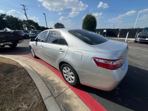 Used 2009 Toyota Camry XLE FWD image 9