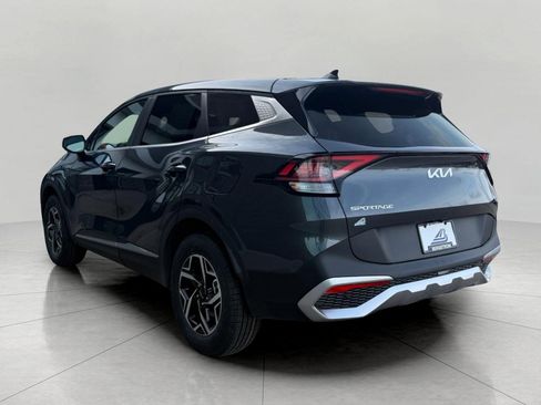 Used 2025 Kia Sportage LX image 9