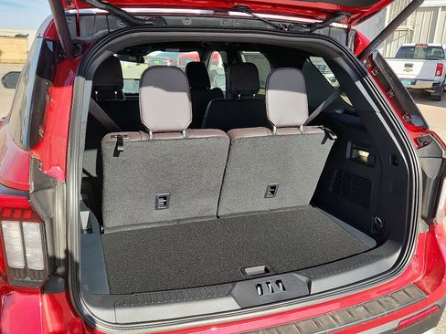 New 2026 Ford Explorer Platinum w/ LUX Leather Package image 8