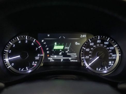 Used 2023 Toyota Highlander XSE FWD image 21