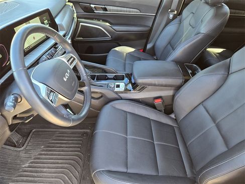 Certified 2023 Kia Telluride EX image 18