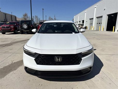 Used 2023 Honda Accord LX image 2