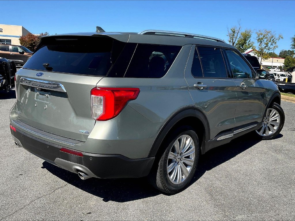 Used 2020 Ford Explorer Limited AWD/4WD image 4