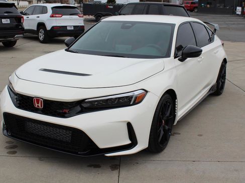 Used 2025 Honda Civic Type R image 18