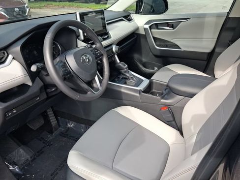 Used 2025 Toyota RAV4 XLE Premium FWD image 11