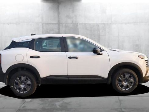 New 2026 Nissan Kicks S image 5