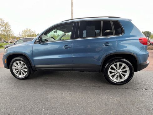 Used 2017 Volkswagen Tiguan Limited w/ Premium Package AWD/4WD image 10