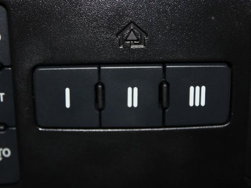 Used 2020 Jeep Grand Cherokee Altitude image 47